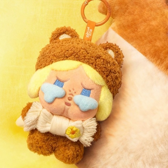 POP MART Other - Cry baby fuzzy bear Popmart Pj party